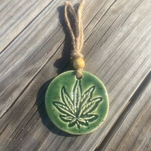 Green Ceramic Leaf Ornament